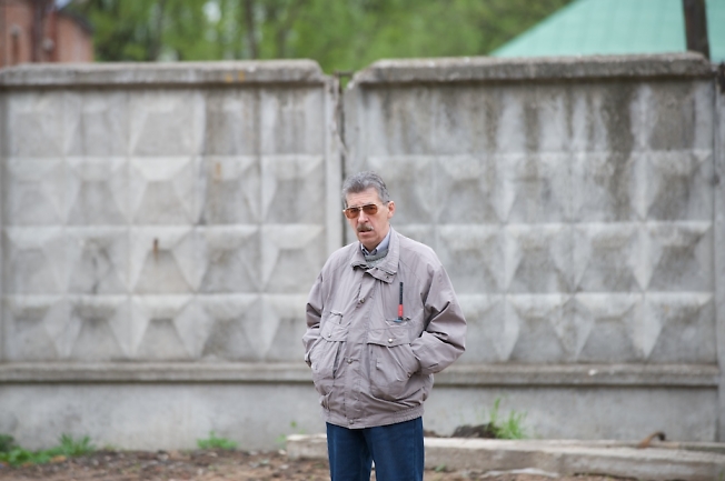 этих людей надо знать в лицо.