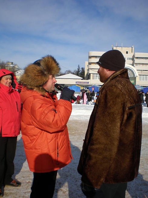Маслов говорит что на столб уже залес...