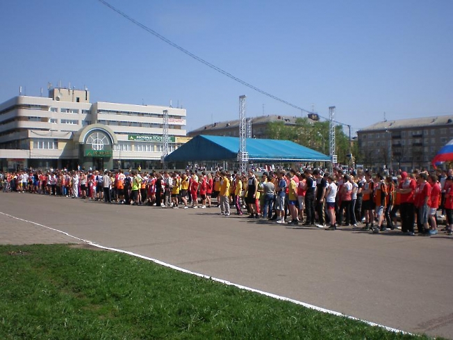 Спортсмены...