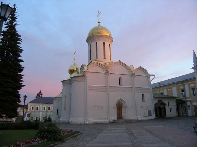 Троицкий храм, Лавра