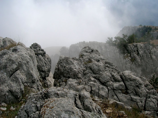 скалы