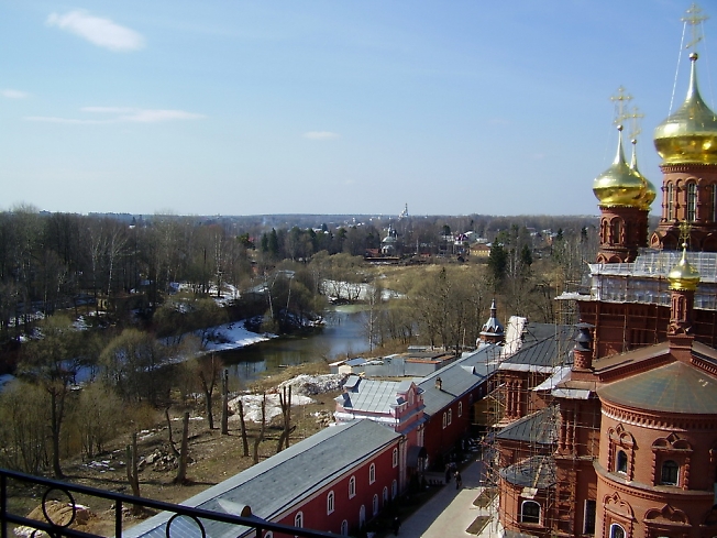 С колокольни Гефсиманского Чергиговского скита