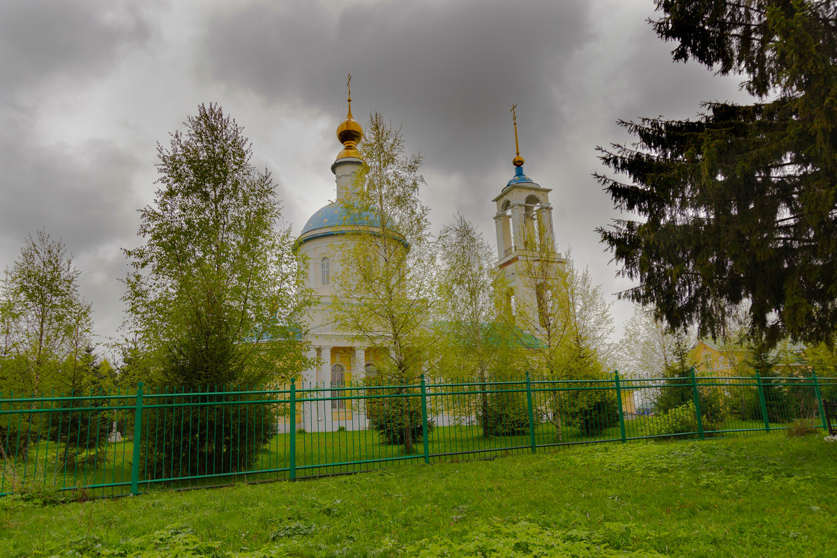 Бужаниново храм